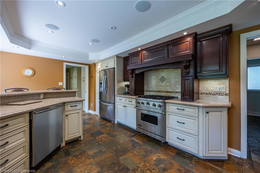 6 Summit Circle Property Photo 25