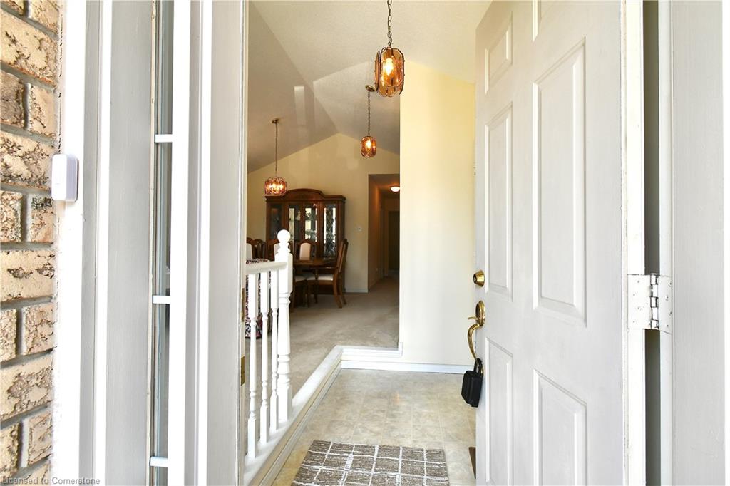 285 Acadia Drive Property Photo 5
