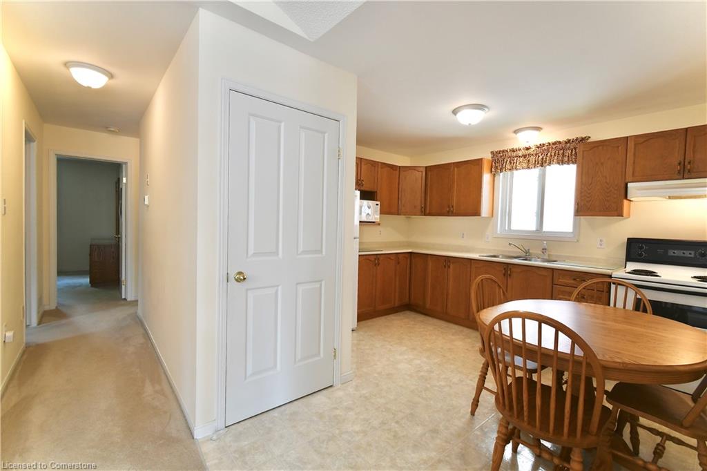 285 Acadia Drive Property Photo 10