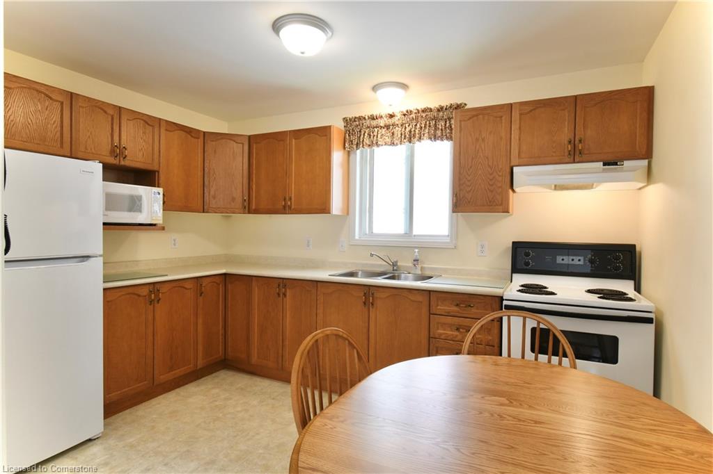 285 Acadia Drive Property Photo 11