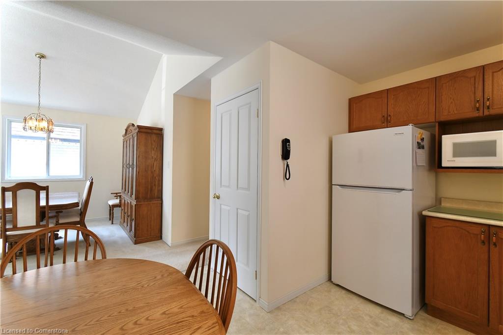 285 Acadia Drive Property Photo 12