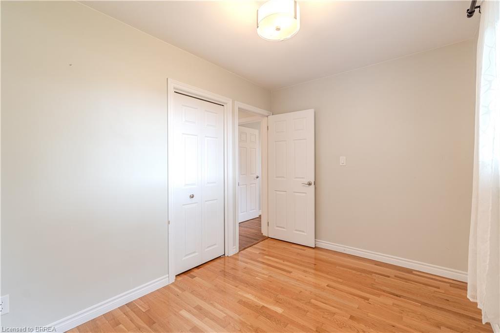 20 Frontenac Avenue Property Photo 16