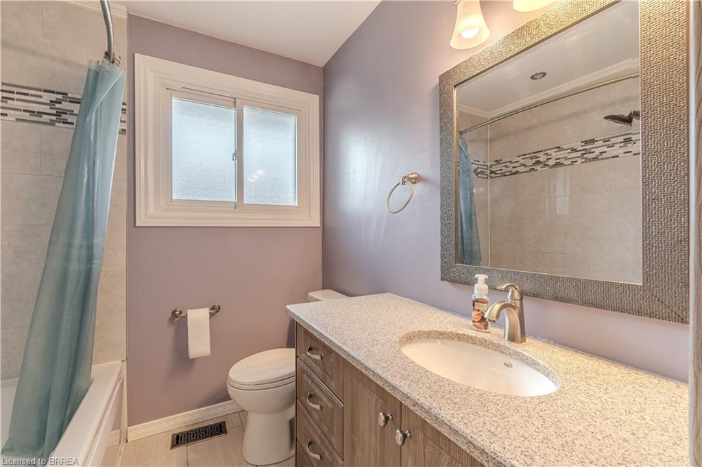 20 Frontenac Avenue Property Photo 18