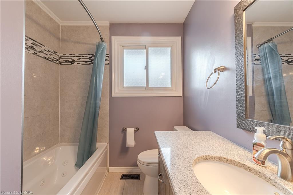 20 Frontenac Avenue Property Photo 20