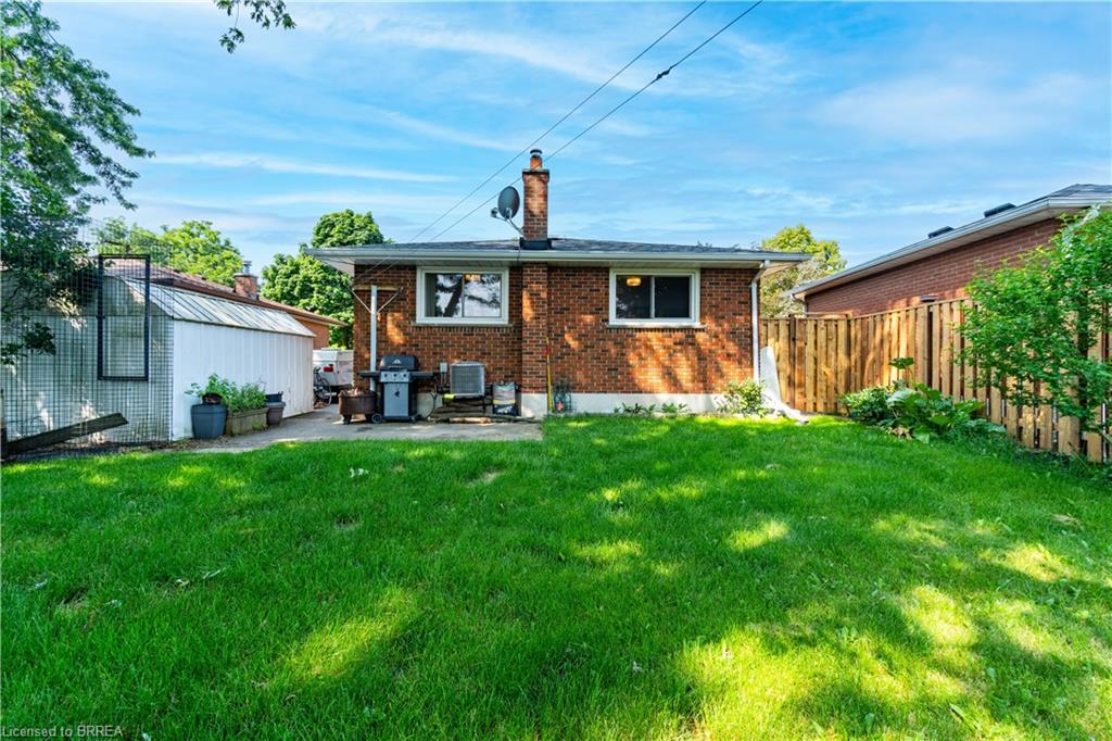 20 Frontenac Avenue Property Photo 24