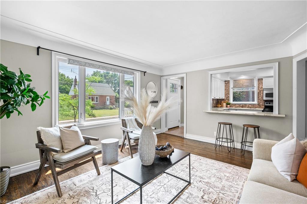 78 West 3rd Street Property Photo 1