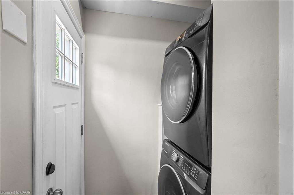 78 West 3rd Street Property Photo 14