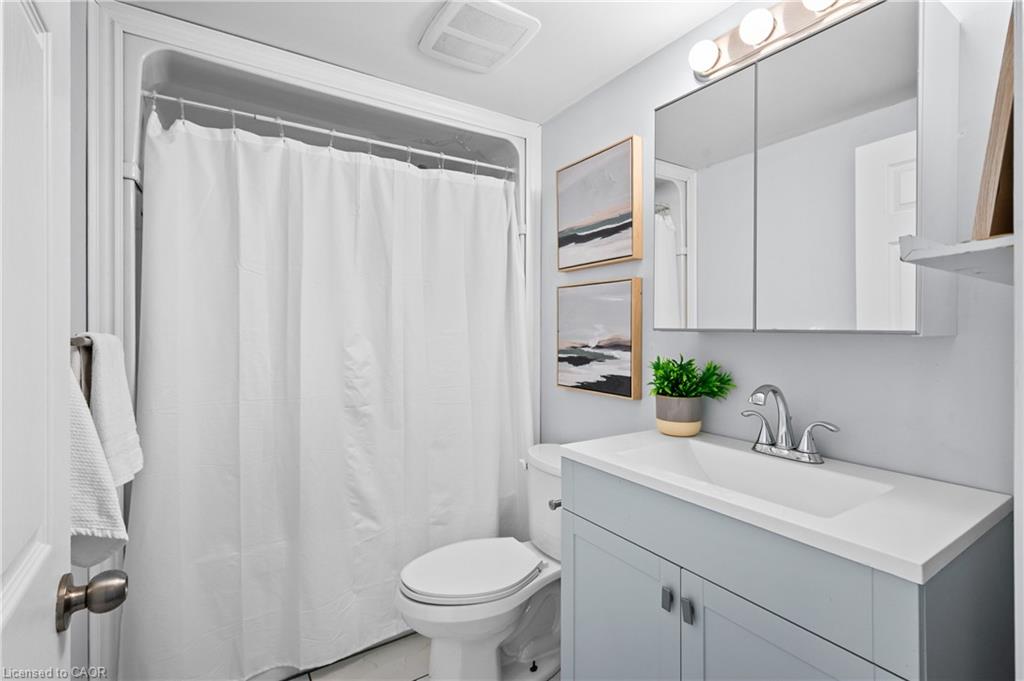 78 West 3rd Street Property Photo 21