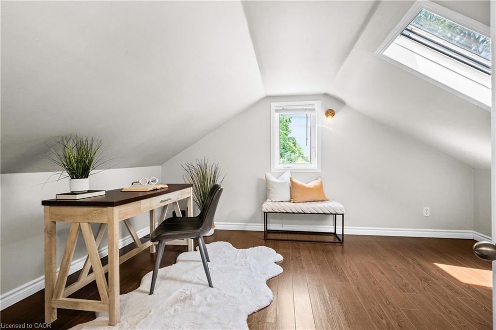 78 West 3rd Street Property Photo 22