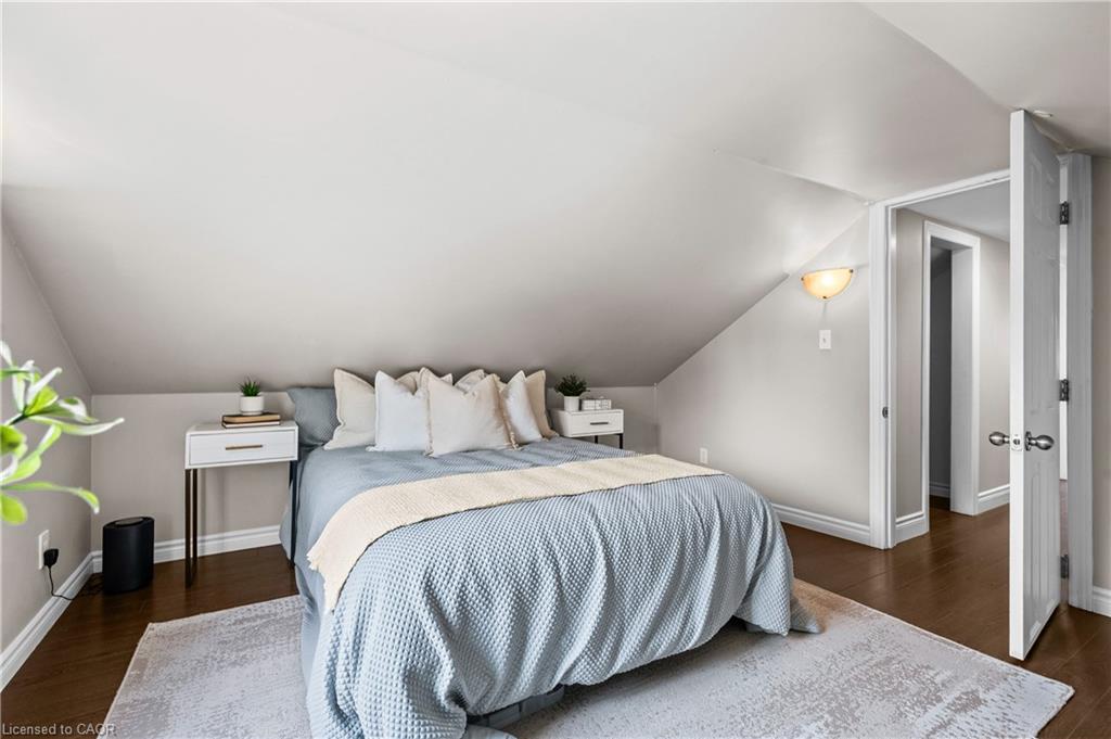 78 West 3rd Street Property Photo 29