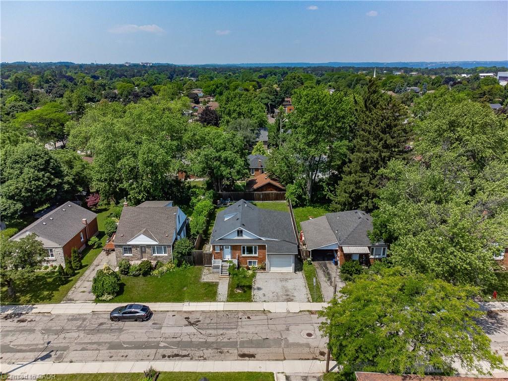 78 West 3rd Street Property Photo 41