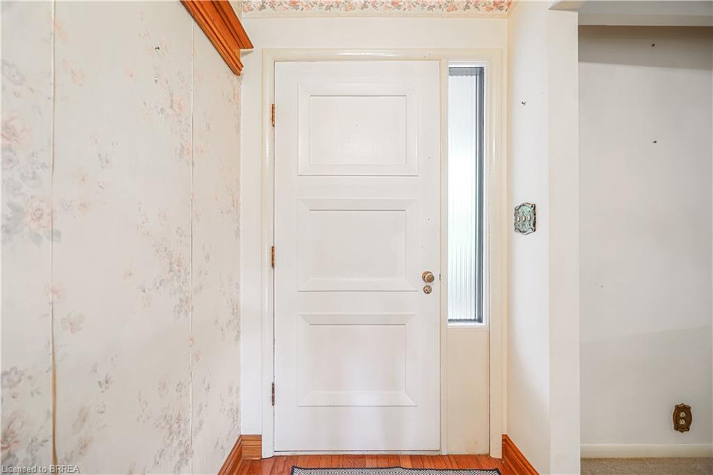 667 Gage Street Property Photo 6