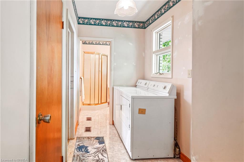 667 Gage Street Property Photo 33
