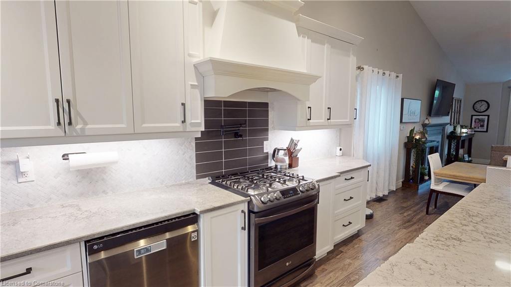 42 Jane Street Property Photo 6
