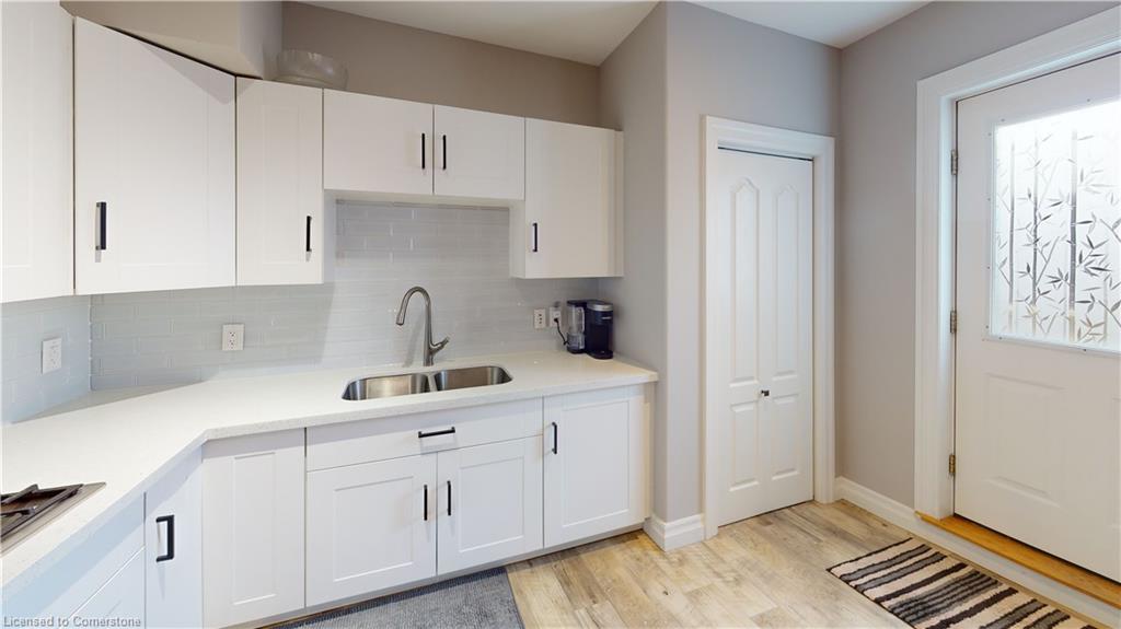 42 Jane Street Property Photo 26