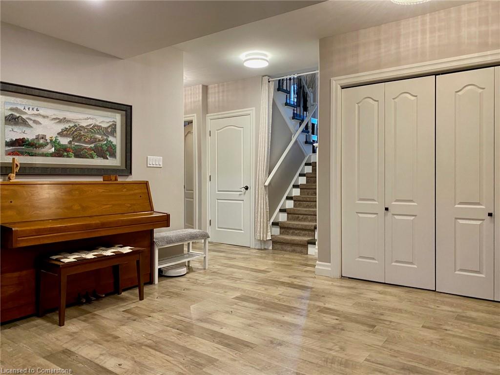 42 Jane Street Property Photo 35