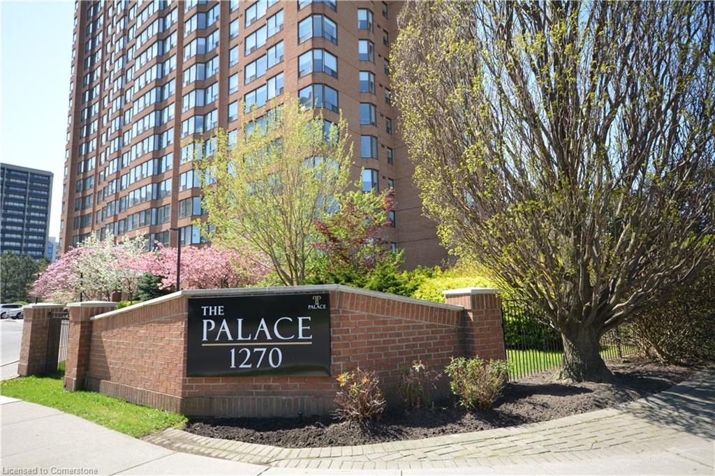103-1270 Maple Crossing Boulevard E Property Photo 1