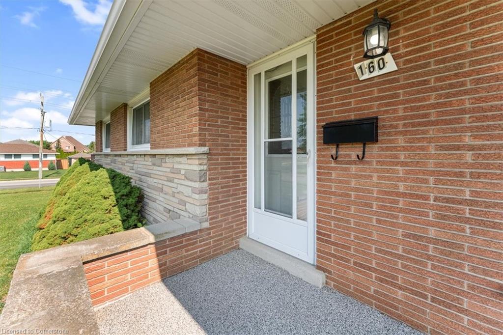 160 Elgin Street Property Photo 8