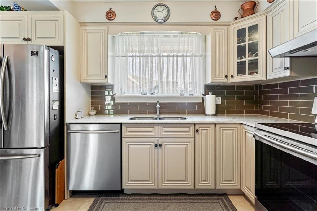 160 Elgin Street Property Photo 13