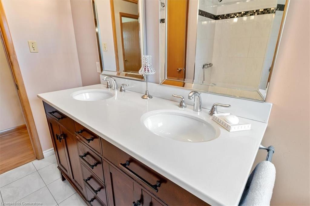 160 Elgin Street Property Photo 24