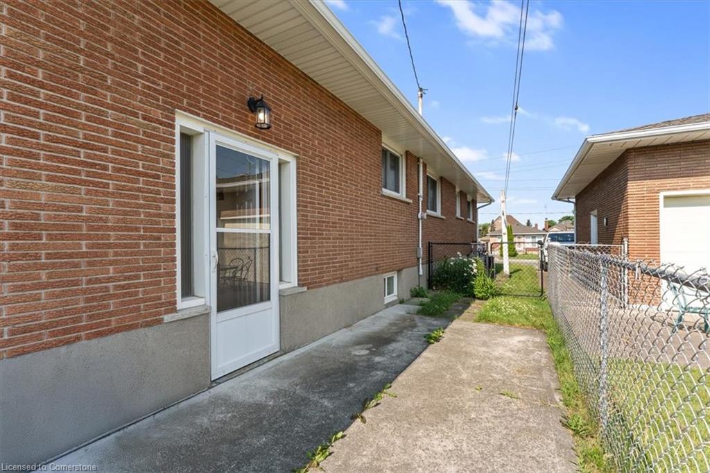 160 Elgin Street Property Photo 39