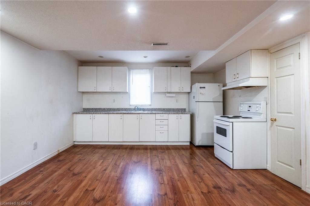 154-156 Freelton Road Property Photo 4