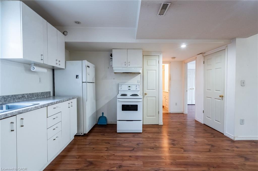 154-156 Freelton Road Property Photo 5