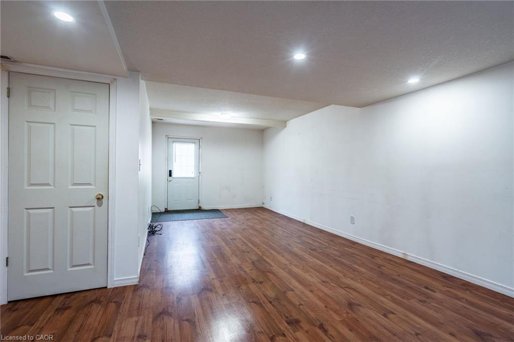 154-156 Freelton Road Property Photo 6