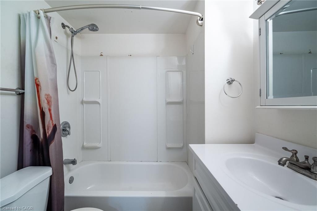 154-156 Freelton Road Property Photo 9