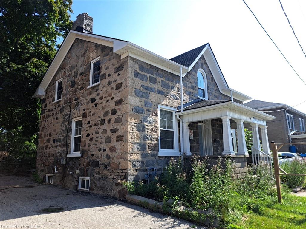 18 Walnut Street Property Photo 3