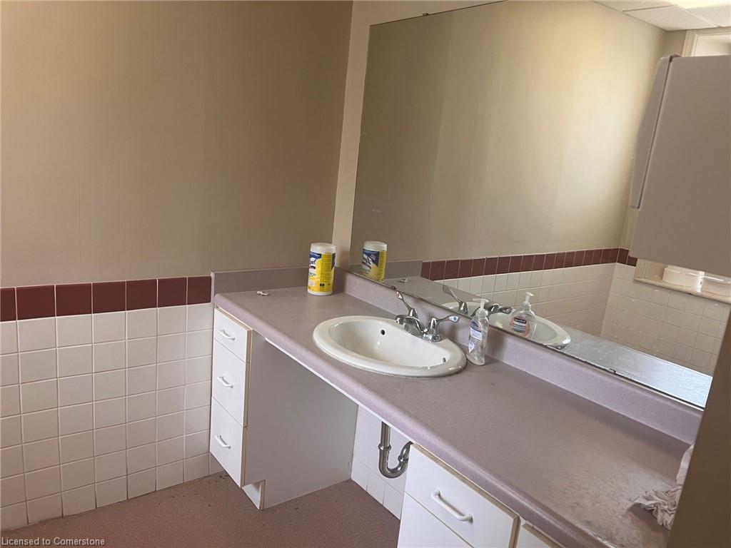 18 Walnut Street Property Photo 11