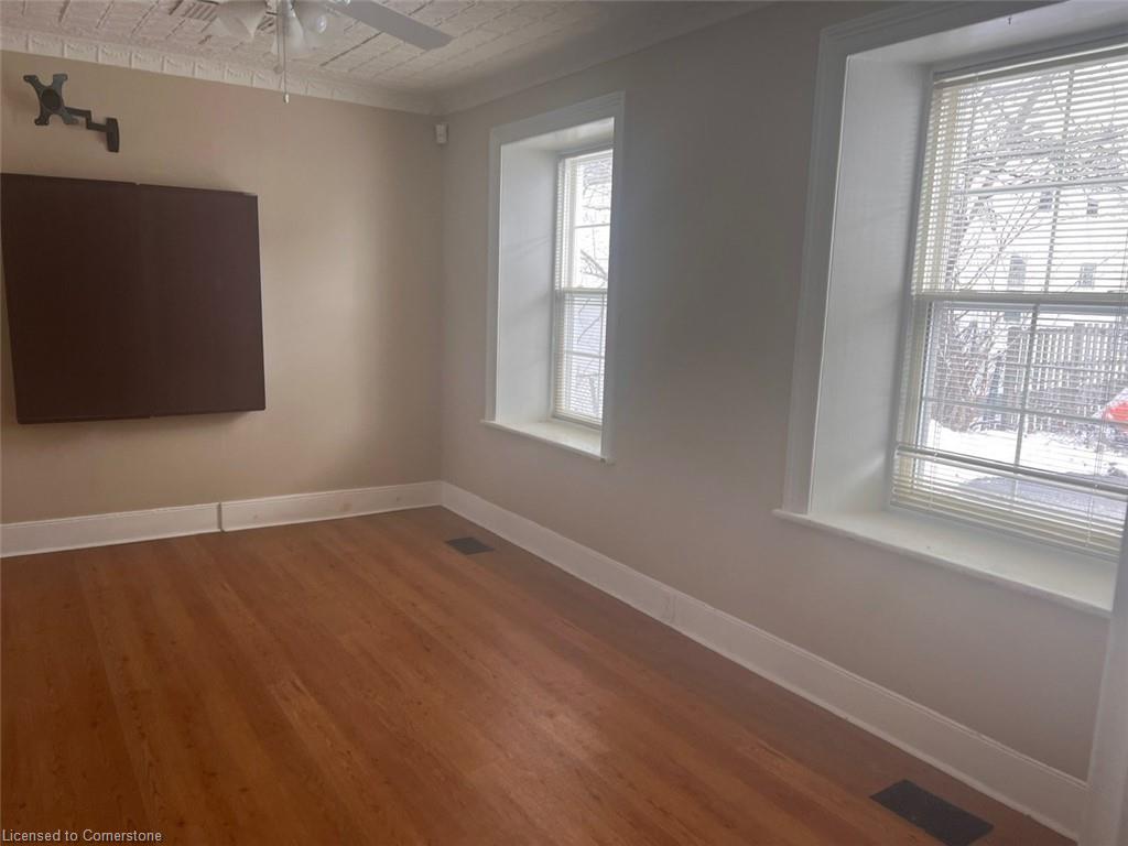 18 Walnut Street Property Photo 12