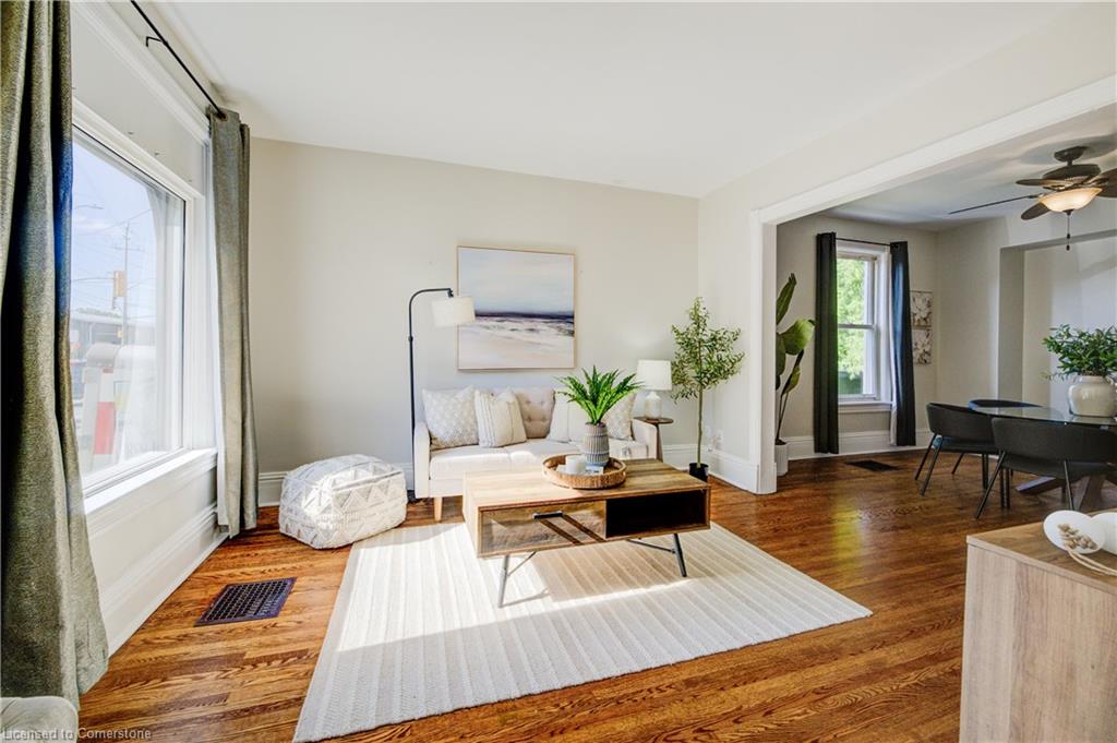 81 George Street N Property Photo 24