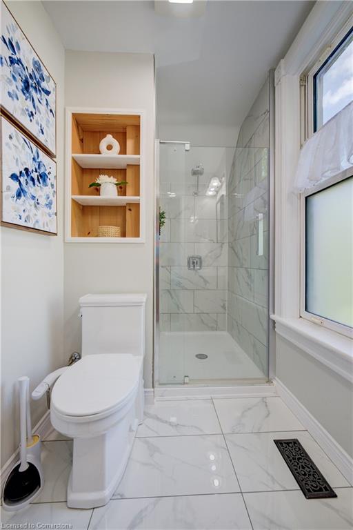 81 George Street N Property Photo 37