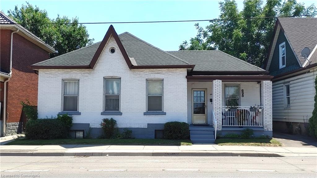 698 Cannon Street E Property Photo 1