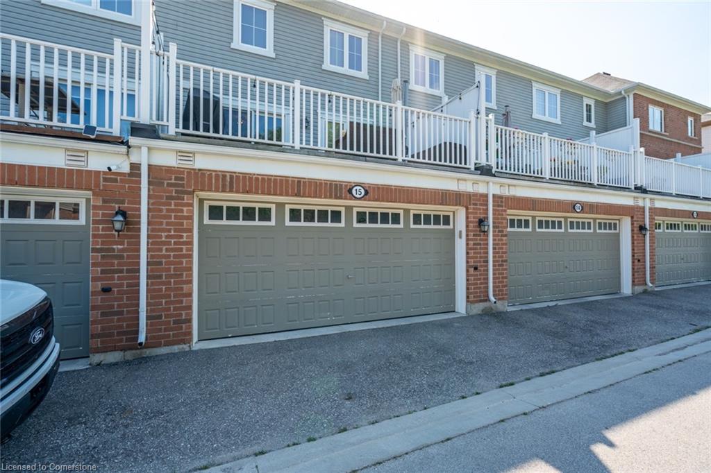 15-230 Avonsyde Boulevard Property Photo 2