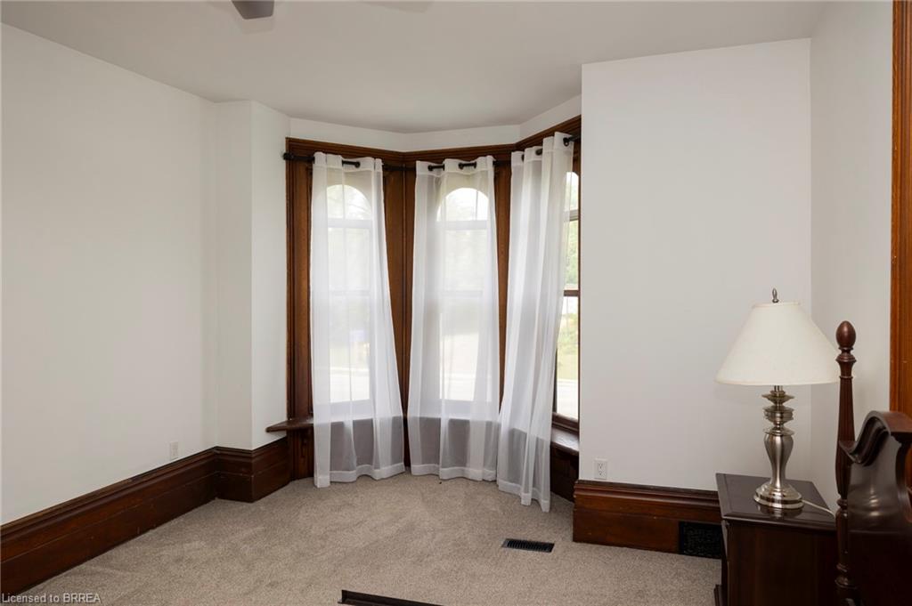 76.5 Stover Street N Property Photo 15