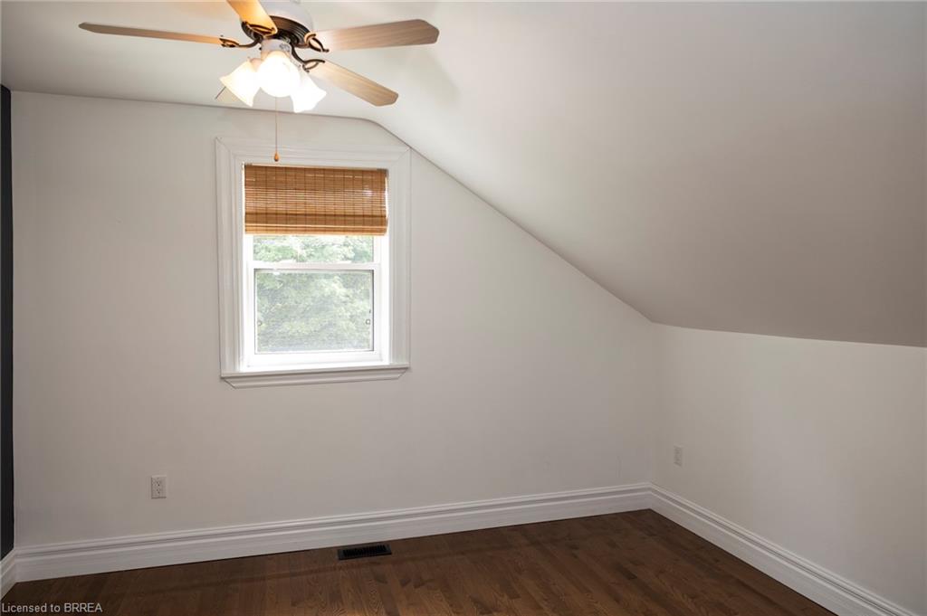 76.5 Stover Street N Property Photo 20