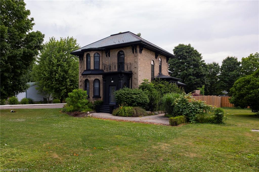 76.5 Stover Street N Property Photo 26