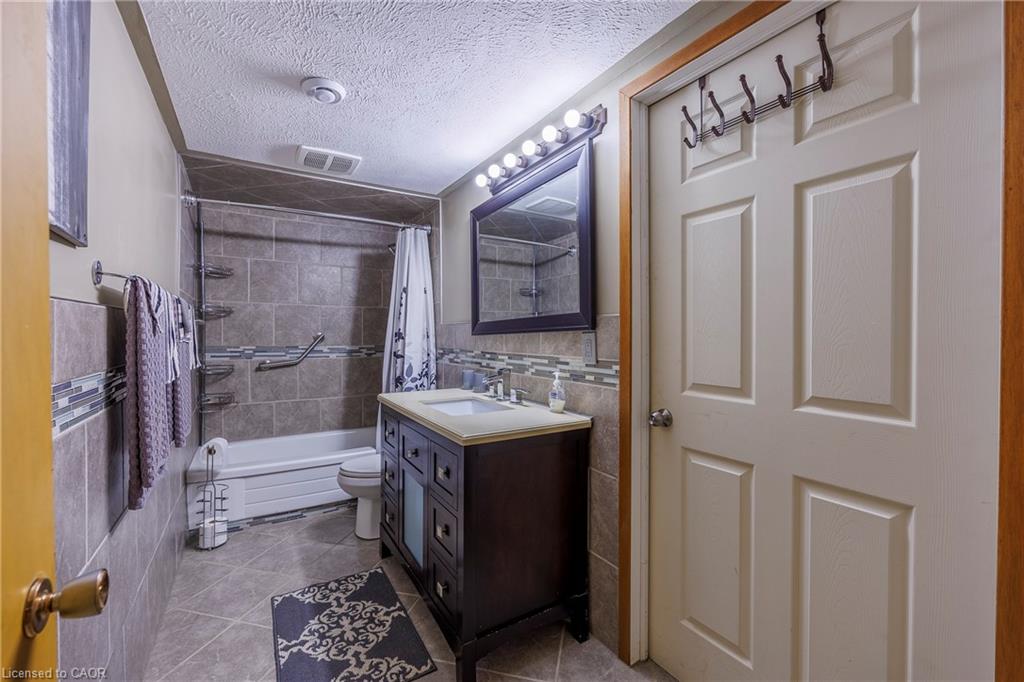 61 East Church Street Property Photo 40