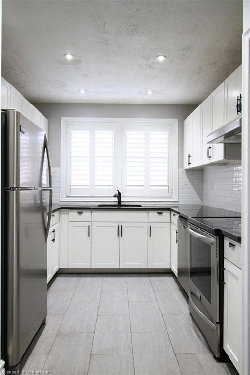 1-176 East 32nd Street Property Photo 10