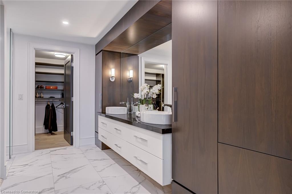 308-2060 Lakeshore Road Property Photo 20