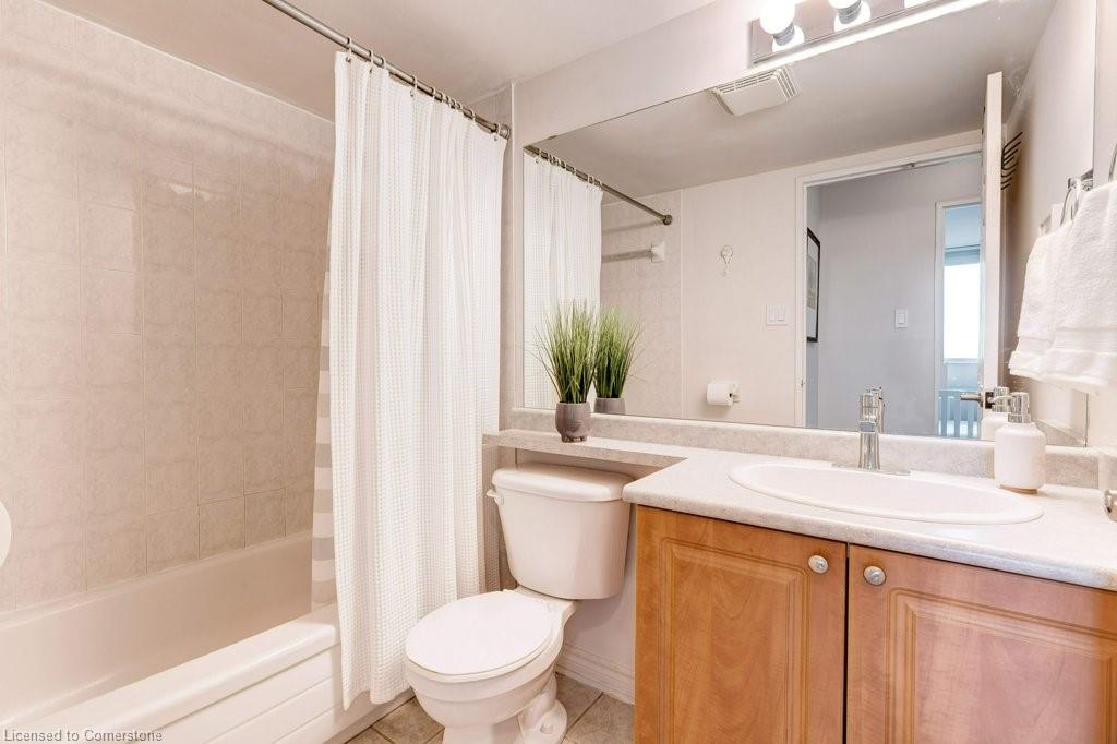 1009-3501 Glen Erin Drive Property Photo 13