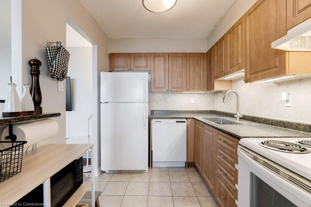 1009-3501 Glen Erin Drive Property Photo 18