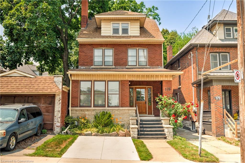 176 Sherman Avenue S Property Photo 1