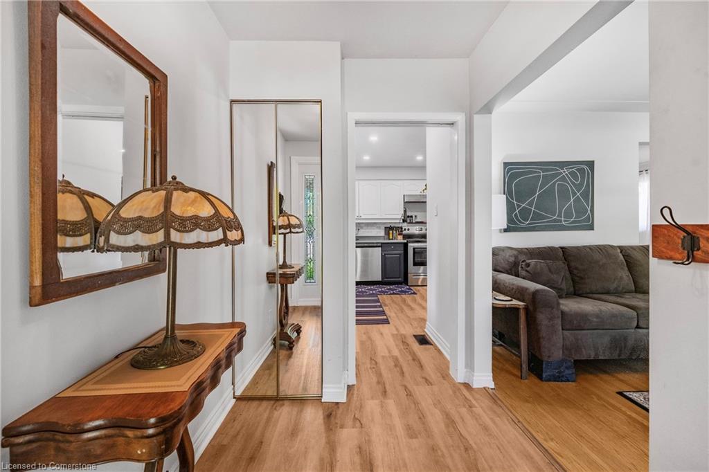 172 Old Ancaster Road Property Photo 4