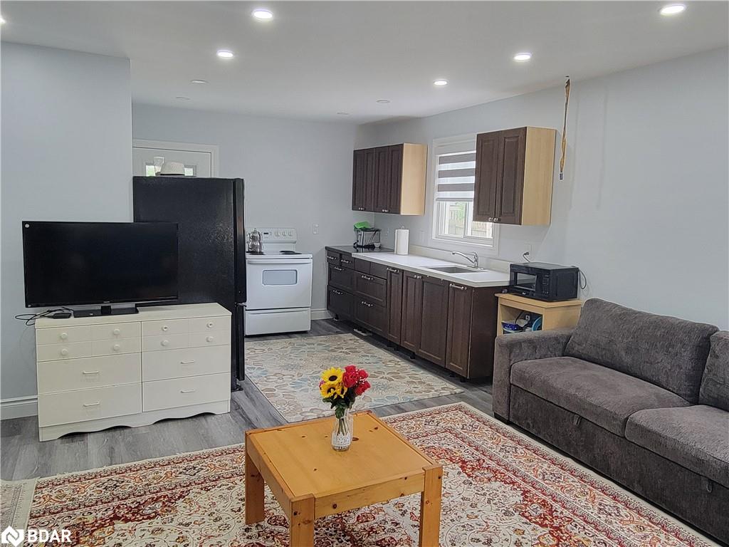 16 73rd Street Property Photo 5
