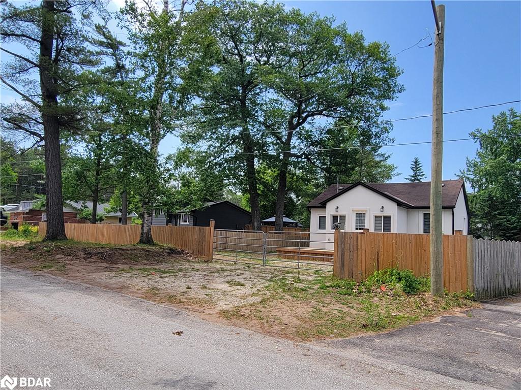 16 73rd Street Property Photo 21
