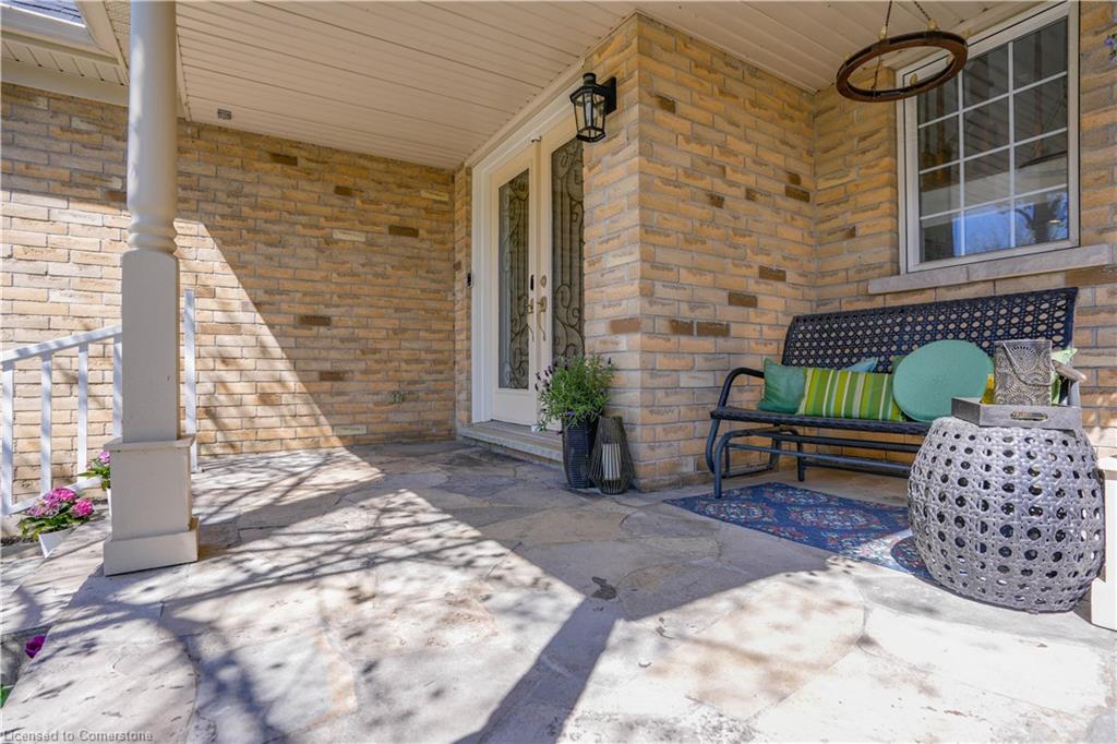 54 Vitlor Drive Property Photo 3