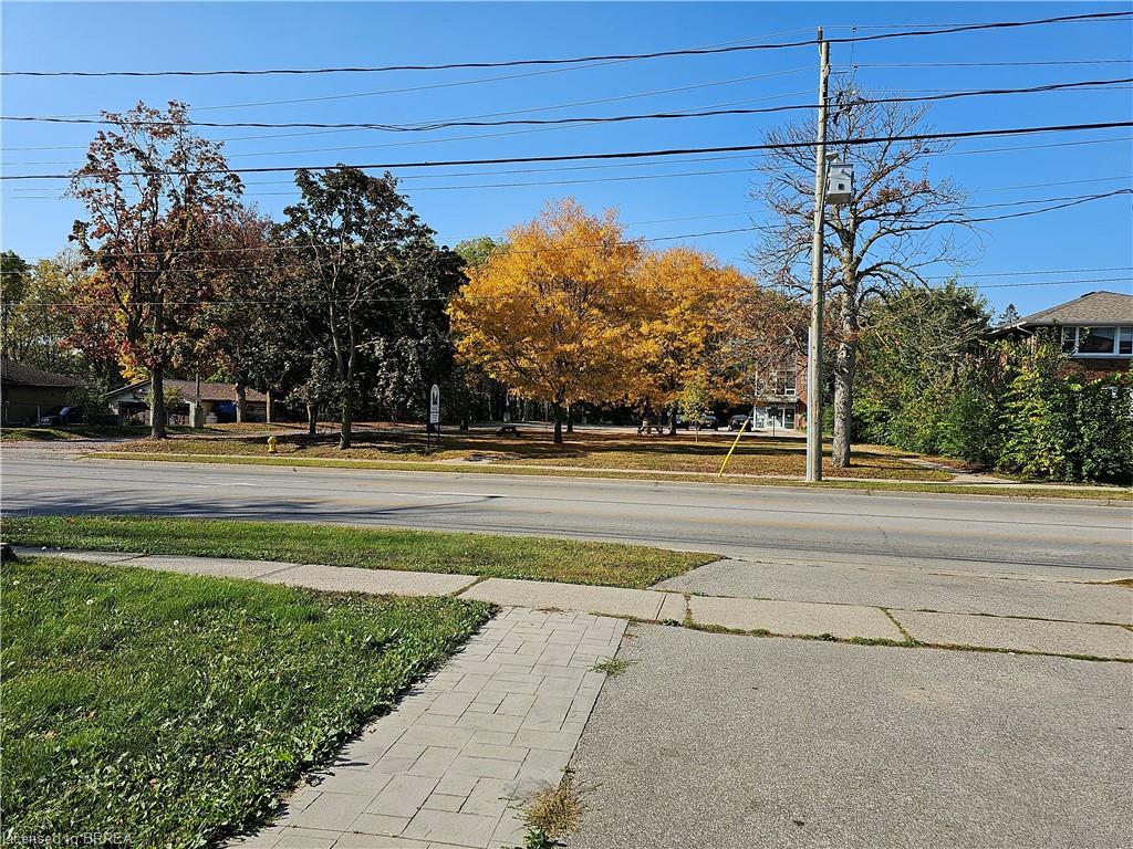 326 Erie Avenue Property Photo 23